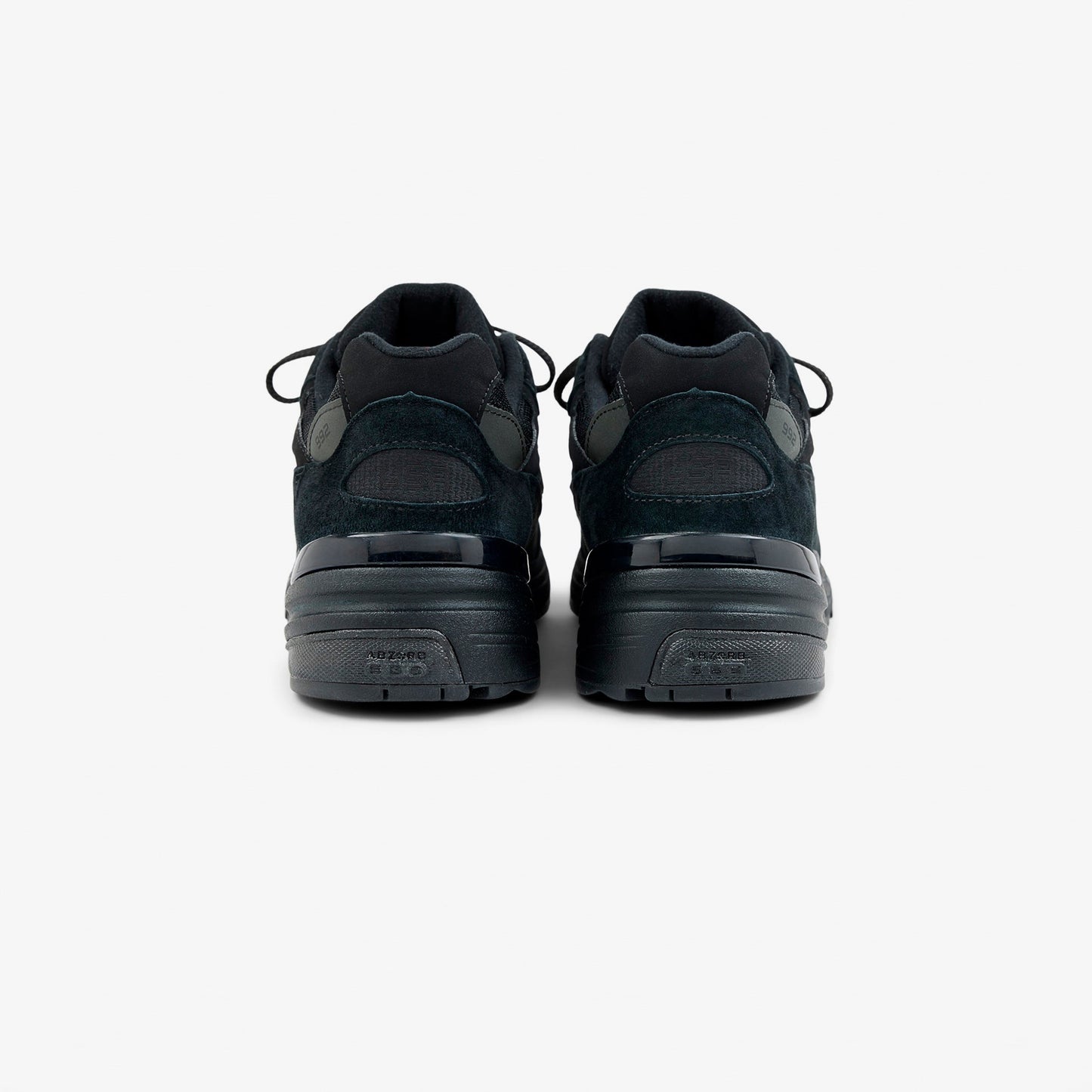 992
