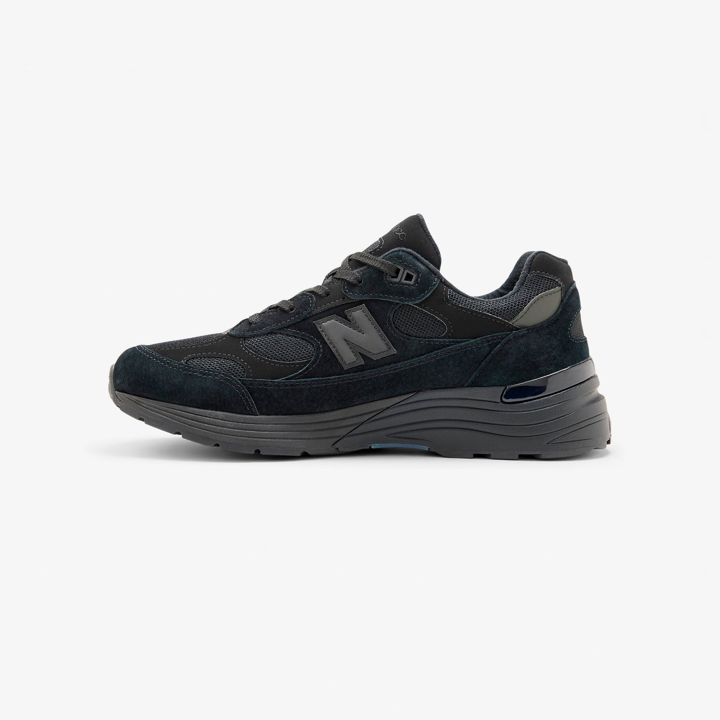 992