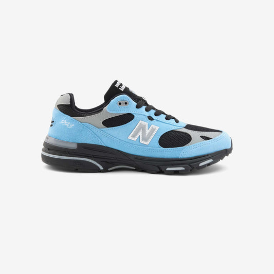 993