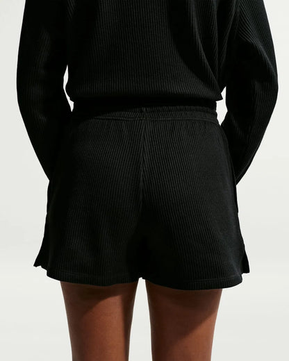 Women's Loose Mid-Rise Shorts