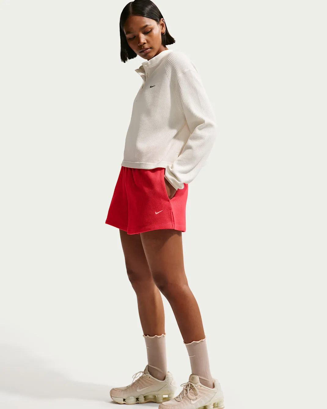 Women's Loose Mid-Rise Shorts